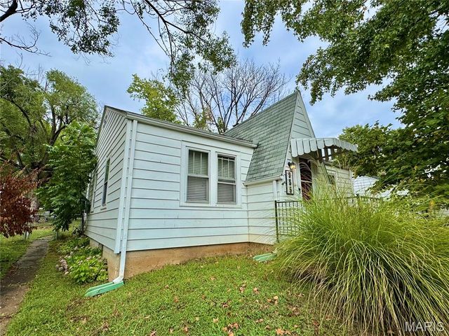 955 S 3rd Street, Festus, MO 63028