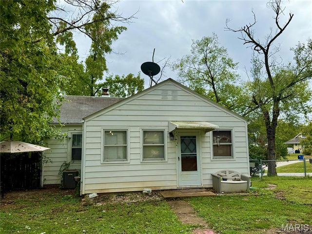 955 S 3rd Street, Festus, MO 63028