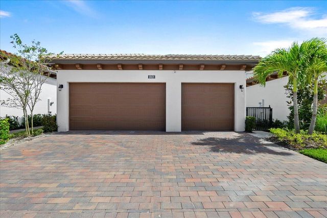 13121 Alton Road, Palm Beach Gardens, FL 33418