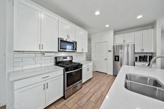 14282 E Yellow Sage Lane, Vail, AZ 85641