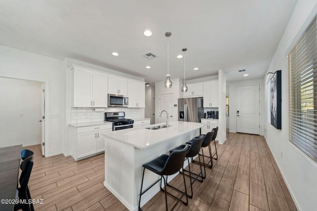 14282 E Yellow Sage Lane, Vail, AZ 85641