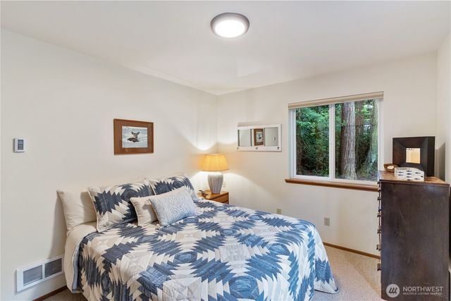 4372 Holcomb Street, Port Townsend, WA 98368