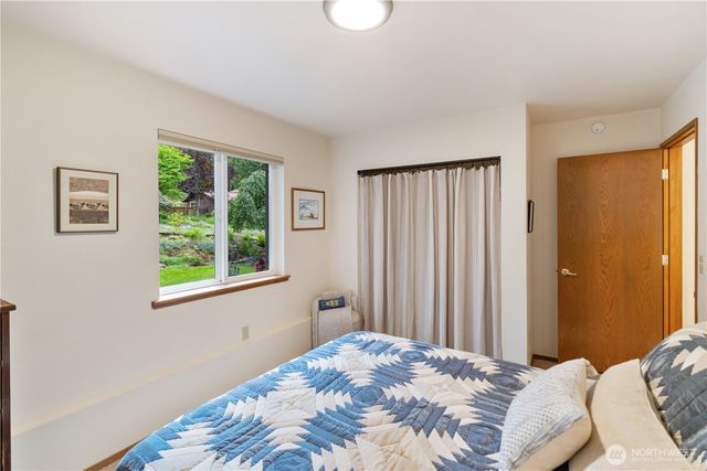 4372 Holcomb Street, Port Townsend, WA 98368