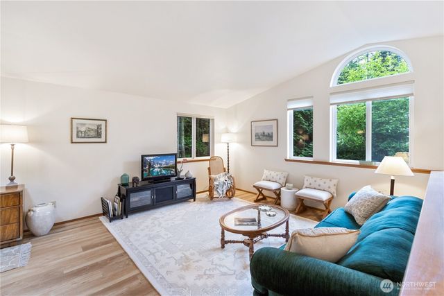 4372 Holcomb Street, Port Townsend, WA 98368