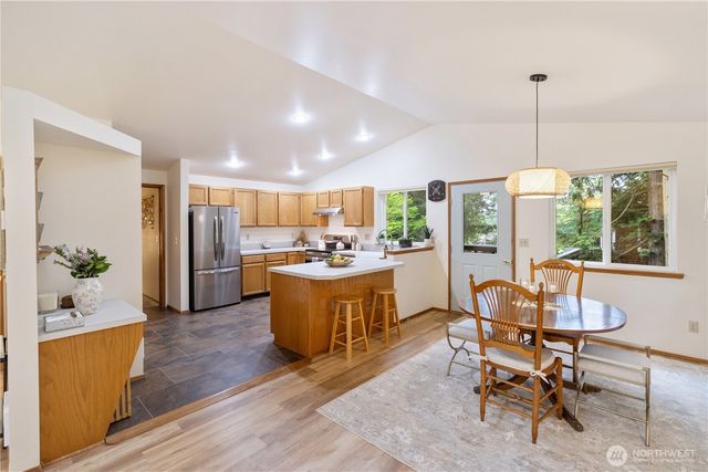 4372 Holcomb Street, Port Townsend, WA 98368