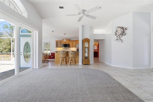 5204 N Tumblewood Drive, Crystal River, FL 34428