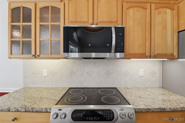 5204 N Tumblewood Drive, Crystal River, FL 34428