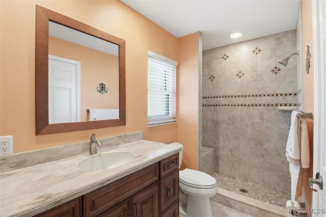 5204 N Tumblewood Drive, Crystal River, FL 34428