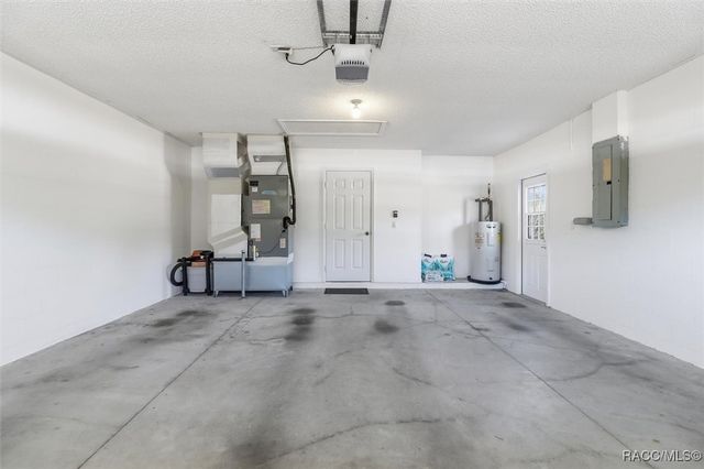 5204 N Tumblewood Drive, Crystal River, FL 34428