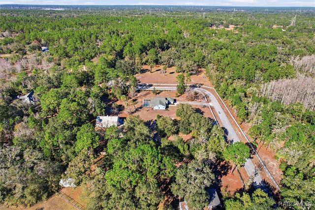 5204 N Tumblewood Drive, Crystal River, FL 34428