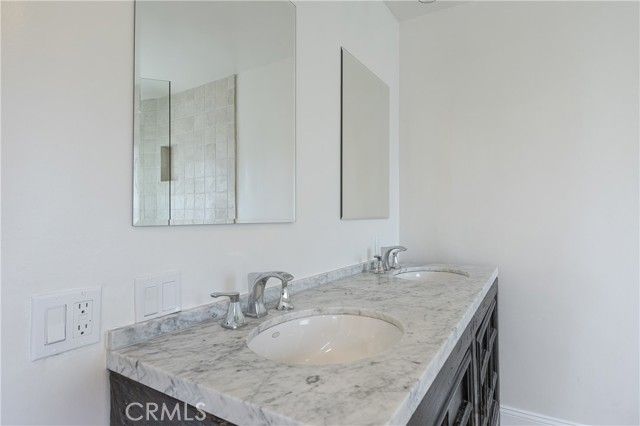 11500 Dona Cecilia Drive, Studio City (los Angeles), CA 91604