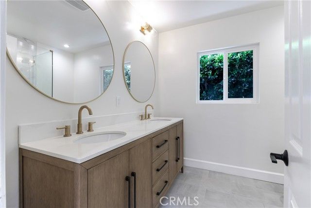 11500 Dona Cecilia Drive, Studio City (los Angeles), CA 91604