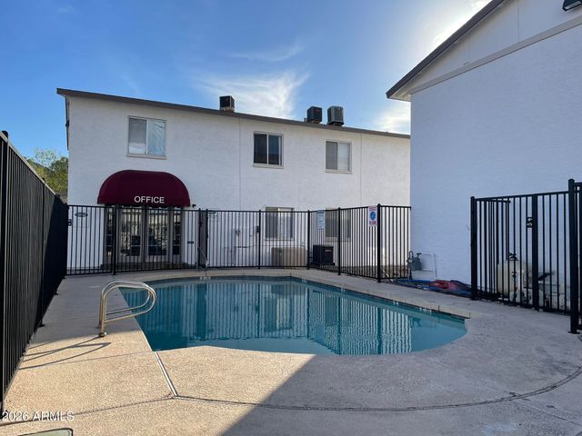 1222 E MOUNTAIN VIEW Road 106, Phoenix, AZ 85020