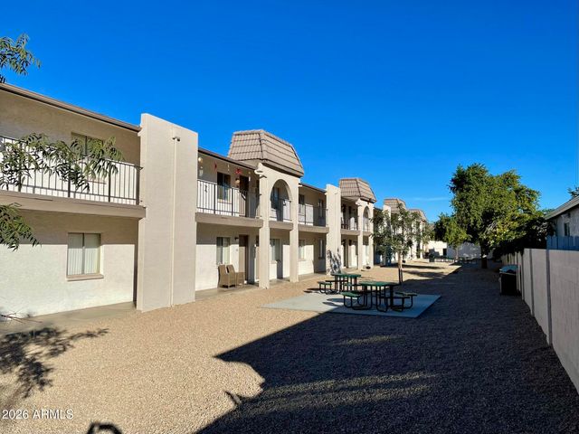 1222 E MOUNTAIN VIEW Road 106, Phoenix, AZ 85020