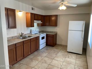 1222 E MOUNTAIN VIEW Road 106, Phoenix, AZ 85020