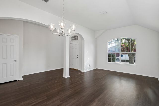 8613 Saint Andrews Lane, Rowlett, TX 75089