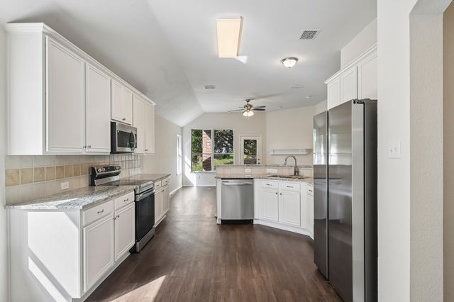 8613 Saint Andrews Lane, Rowlett, TX 75089