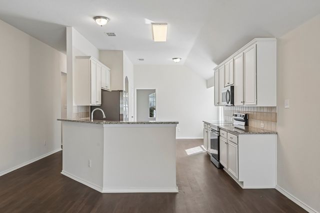 8613 Saint Andrews Lane, Rowlett, TX 75089