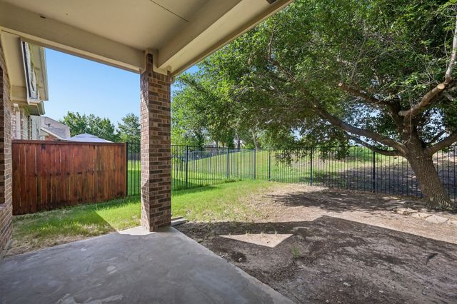 8613 Saint Andrews Lane, Rowlett, TX 75089