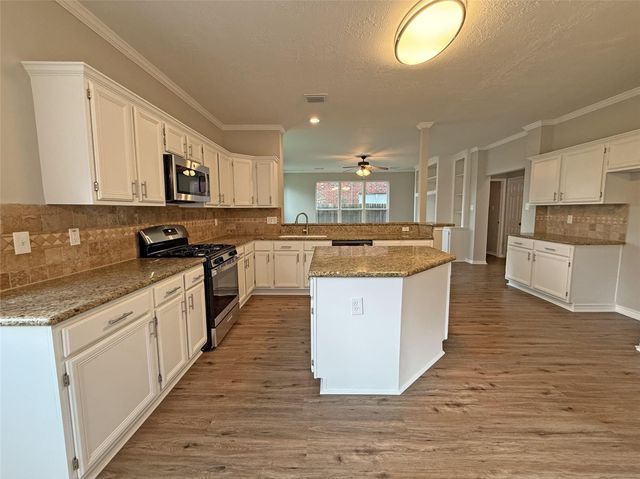 8023 Oceanside Drive, Houston, TX 77095