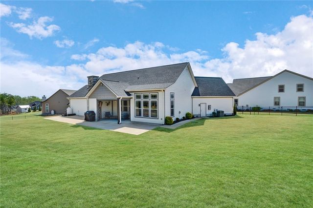 416 Drovers Court, Travelers Rest, SC 29690