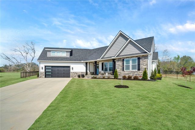 416 Drovers Court, Travelers Rest, SC 29690