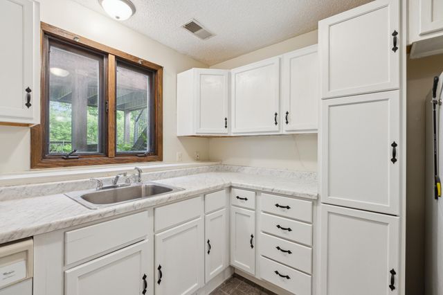 111 Franklin Avenue SW, Watertown, MN 55388