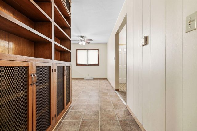 1538 E Lindberg Street, Springfield, MO 65804