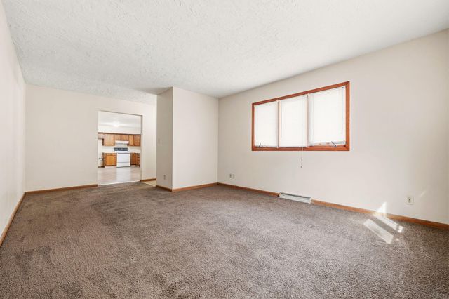 1538 E Lindberg Street, Springfield, MO 65804