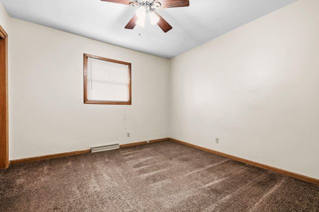 1538 E Lindberg Street, Springfield, MO 65804