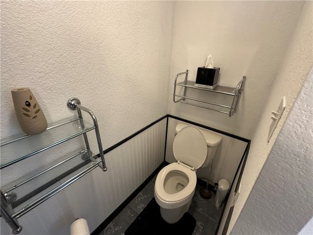 1220 W Johnston Ave, Kingsville, TX 78363