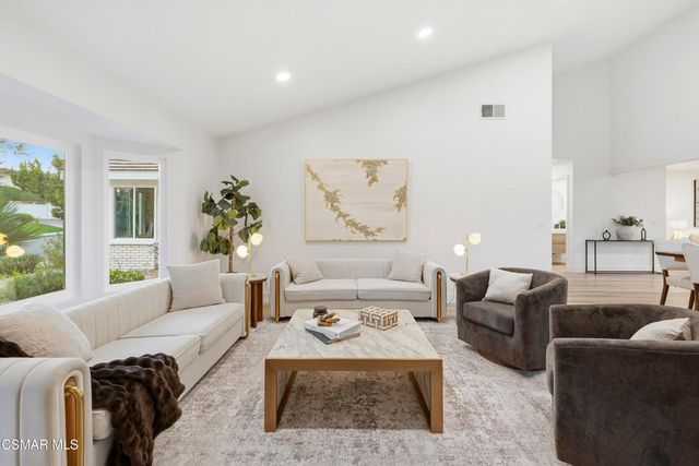 5834 Woodglen Drive, Agoura Hills, CA 91301