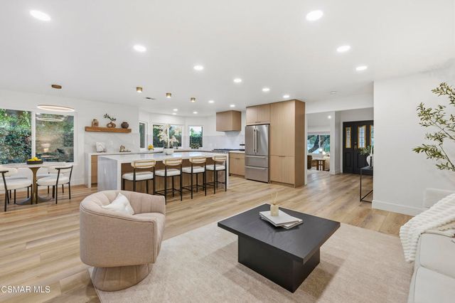 5834 Woodglen Drive, Agoura Hills, CA 91301
