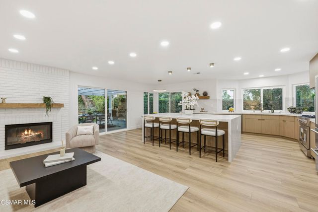 5834 Woodglen Drive, Agoura Hills, CA 91301