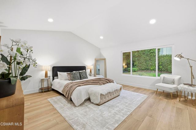5834 Woodglen Drive, Agoura Hills, CA 91301