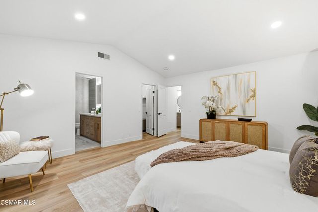 5834 Woodglen Drive, Agoura Hills, CA 91301