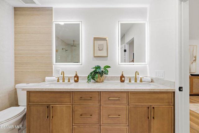 5834 Woodglen Drive, Agoura Hills, CA 91301