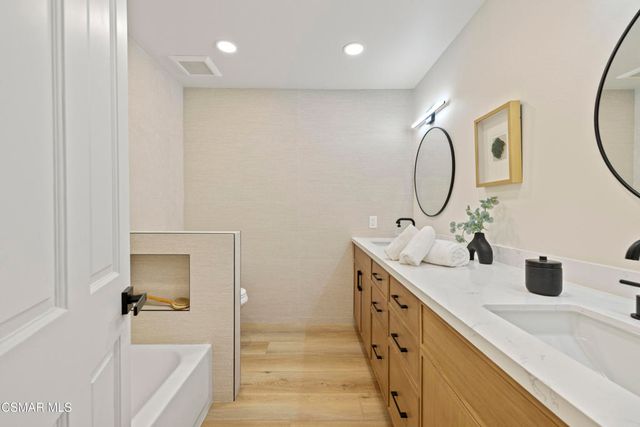 5834 Woodglen Drive, Agoura Hills, CA 91301