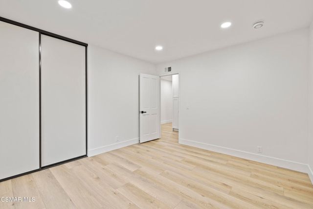 5834 Woodglen Drive, Agoura Hills, CA 91301