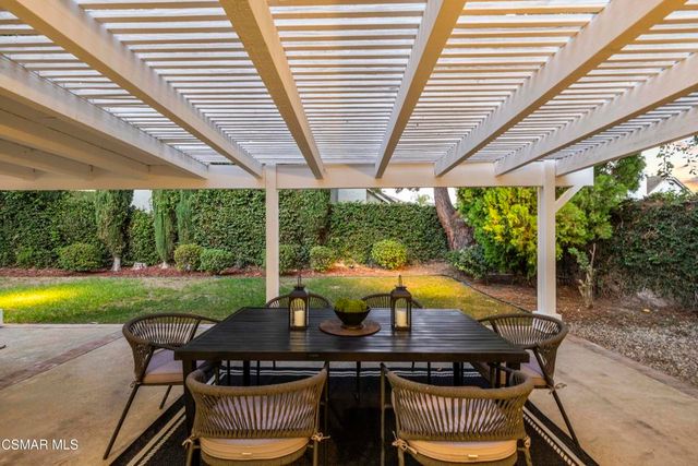 5834 Woodglen Drive, Agoura Hills, CA 91301