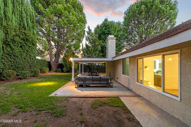 5834 Woodglen Drive, Agoura Hills, CA 91301
