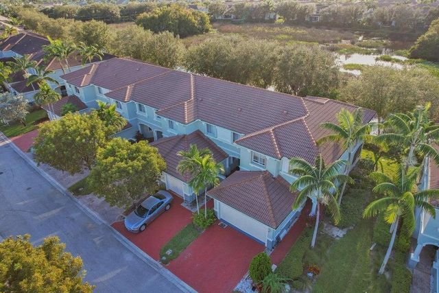 2336 Center Stone Lane, Riviera Beach, FL 33404