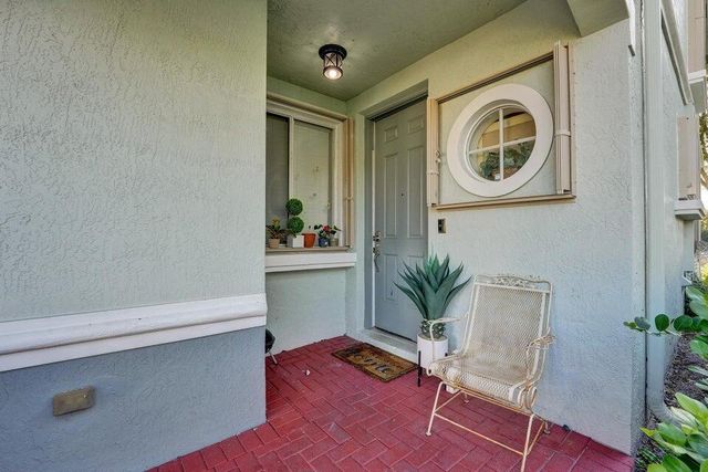 2336 Center Stone Lane, Riviera Beach, FL 33404