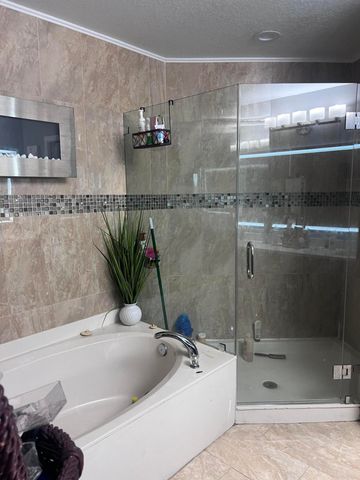 2336 Center Stone Lane, Riviera Beach, FL 33404