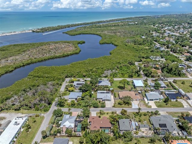 1533 FUNDY ROAD, Venice, FL 34293