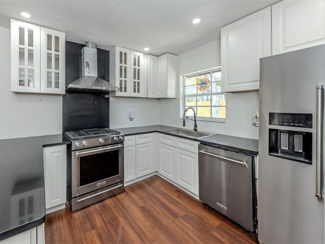 1533 FUNDY ROAD, Venice, FL 34293