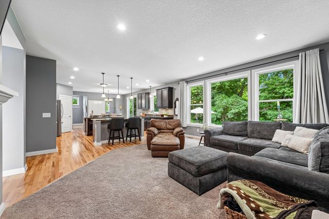 3350 Malcom Court SW, Prior Lake, MN 55372