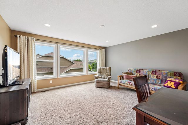 3350 Malcom Court SW, Prior Lake, MN 55372