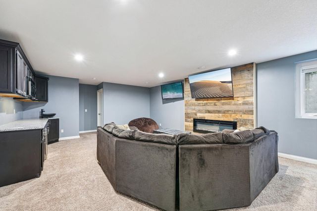 3350 Malcom Court SW, Prior Lake, MN 55372
