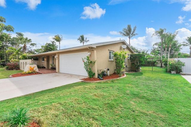 13241 SW 99th Court, Miami, FL 33176